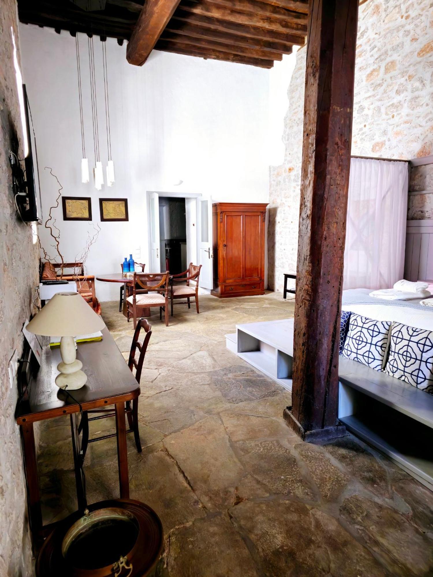 Вилла Keresbino Hydra Manor House Экстерьер фото